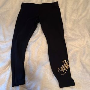Cropped Nike Leggings